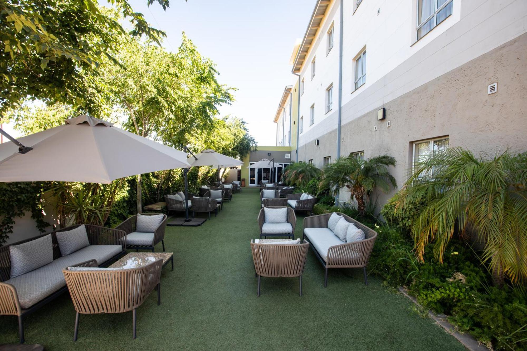 Travelodge Gaborone Exterior photo